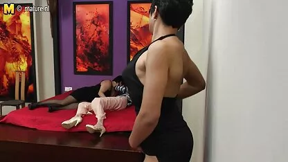 Ba già, đồ lót trang sex hay