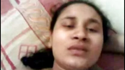 Ấn trên giường phim sex ông già chồng hiếp dâm con dâu