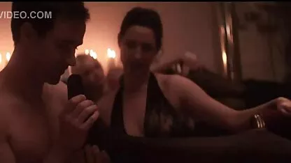 Astrid và amanea da để tối đa phim sex việt nam áo dài
