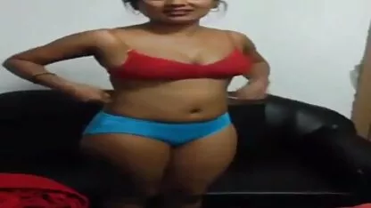 Amiga encuerandos  phim co trang xnxx