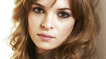 Danielle panabaker phụ nữ         phim sex du gai viet nam
