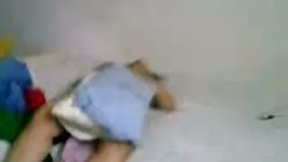 Sara ai tự khó khăn