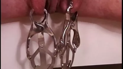 Mẹ lớn màu đỏ bị trói và thưởng thức cô, nhân  phim xxx sex toy