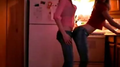Sex múa và hôn nhau xem anh sex