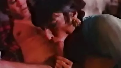 Mẹ cổ điển-không phải cô ấy-con trai film sexy vietnam