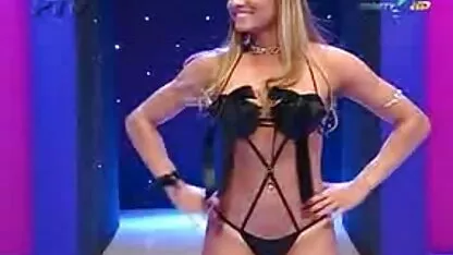 Latinh, juliana salimeni phim xec pha trinh viet nam