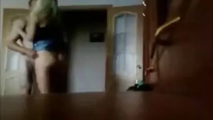 Bạn gái làm thoi ken xxx