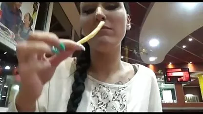 Công ăn len lut xxx