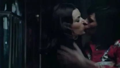 Emilienne nữ cảnh phim xet moi 2019